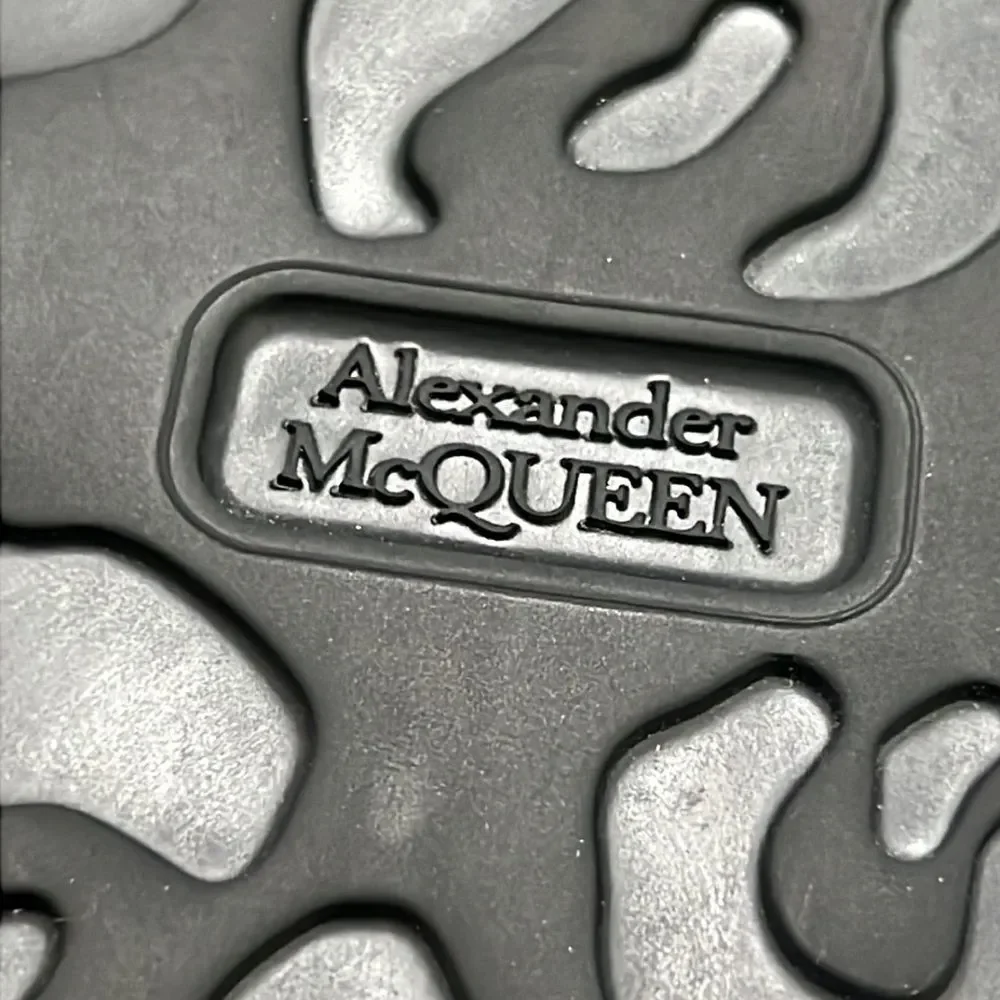 Alexander McQueen alexander mcqueen